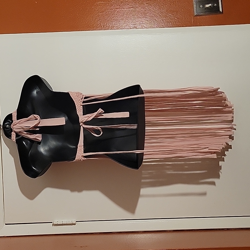 Pink fringe halter top - Picture 3 of 3